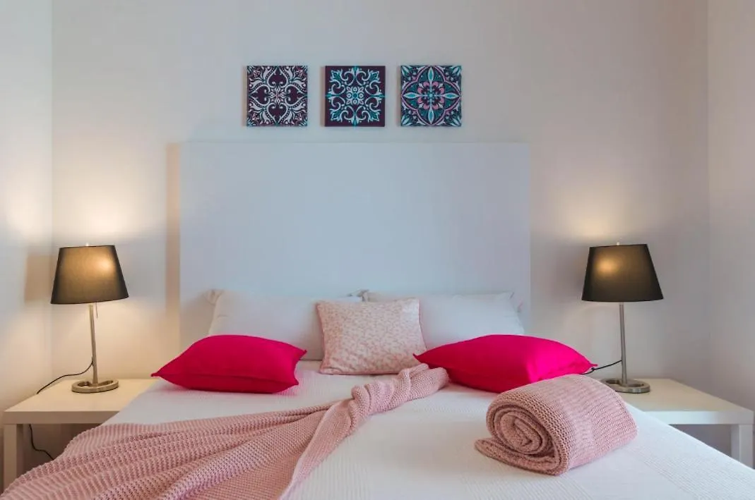 Marina House With Brand New Apartments Pula Croatia