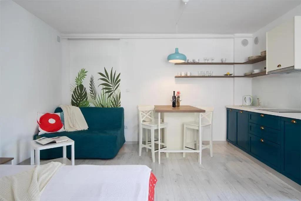 Marina House With Brand New Apartments Pula