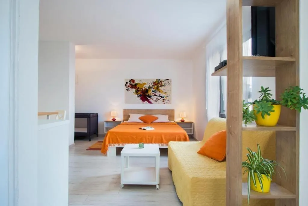 Marina House With Brand New Apartments Pula 0*,  Croatia